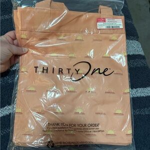 NIP Thirty-One Essential Storage Tote Morning Rays pattern